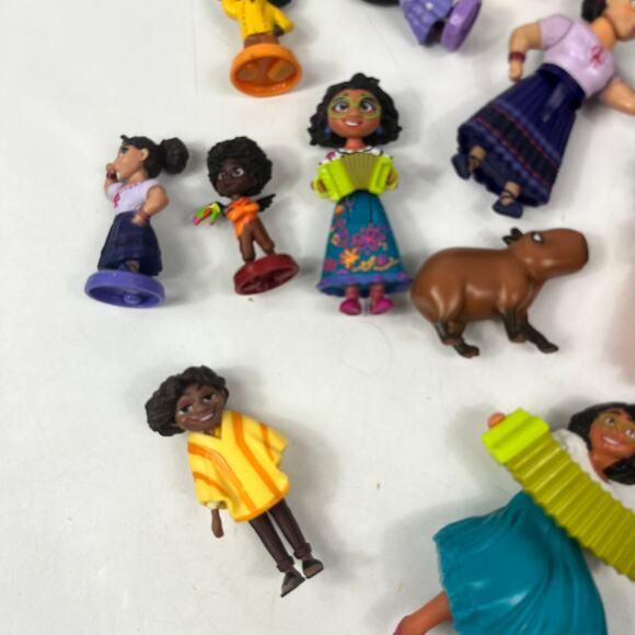 Disney Encanto Mini Character Figurines Lot of 27 Mixed Styles 1.5–3" Loose Toys - Picture 7 of 16